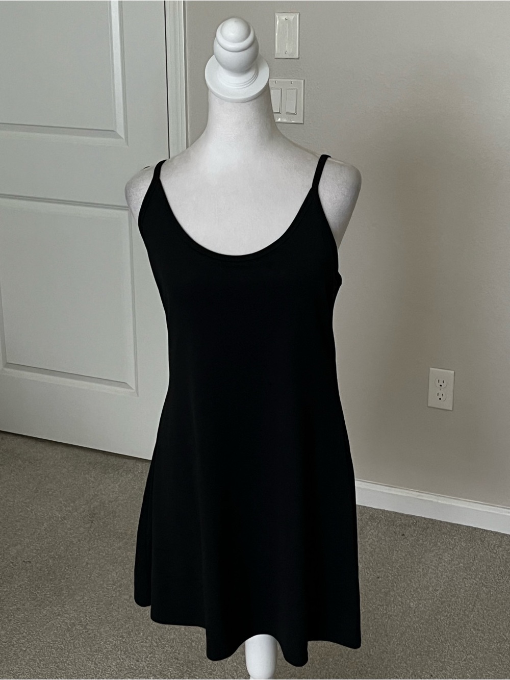 NWT Quince Ultra Form Active Black Mini Skort Dress in Sizes Large and XL